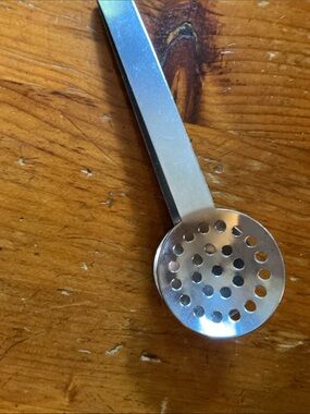 Stainless Steel Tea Strainer Spoon - Silver